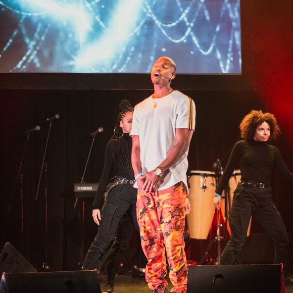 Meet your Posher, Ralph - Picture 1 of 1